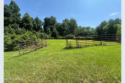 615 Summit Street, Carthage, NC 28327 - Photo 15