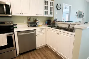 4146 Breezewood Dr, Wilmington, NC 28412 - Photo 9