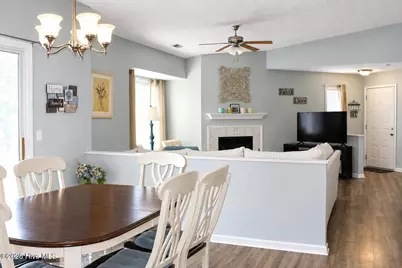 4146 Breezewood Drive #Apt 202, Wilmington, NC 28412 - Photo 7
