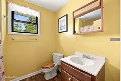 1210 Pelican Drive, New Bern, NC 28560 - Photo 21