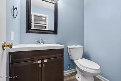 100 W Cameron Court, Jacksonville, NC 28546 - Photo 13