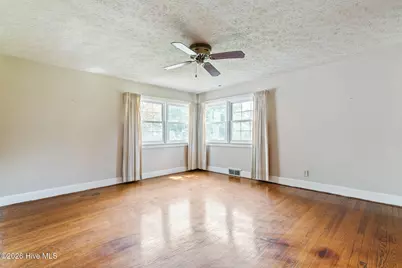 1210 Essex Drive, Wilmington, NC 28403 - Photo 15