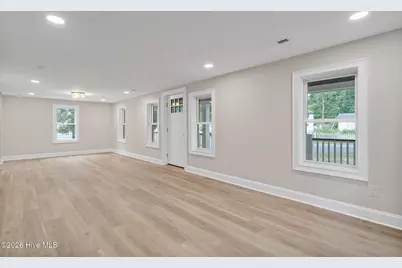 615 S Raleigh Street, Wallace, NC 28466 - Photo 7
