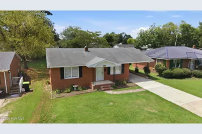 205 N Edgewood Avenue, Williamston, NC 27892 - Photo 3