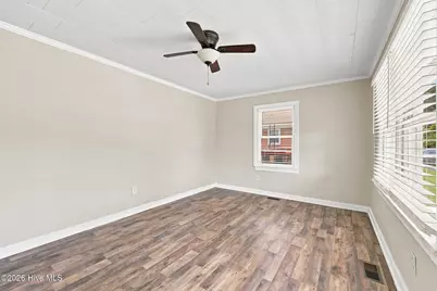 205 N Edgewood Avenue, Williamston, NC 27892 - Photo 11