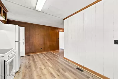 205 N Edgewood Avenue, Williamston, NC 27892 - Photo 23