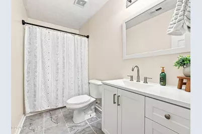 [Address not provided], Jacksonville, NC 28546 - Photo 9