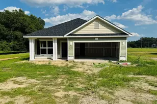 403 S Carey St, La Grange, NC 28551 - Photo 1