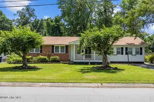 613 Maple St, Jacksonville, NC 28540 - Photo 1