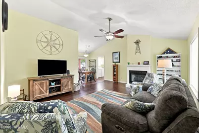 803 Wood Creek Drive, Hubert, NC 28539 - Photo 15