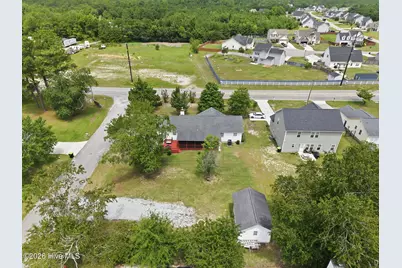 803 Wood Creek Drive, Hubert, NC 28539 - Photo 37