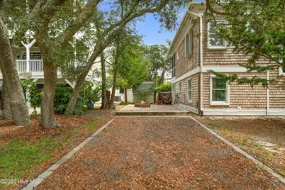 642 S Fourth Avenue S, Kure Beach, NC 28449 - Photo 31