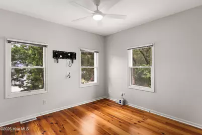 642 S Fourth Avenue S, Kure Beach, NC 28449 - Photo 17