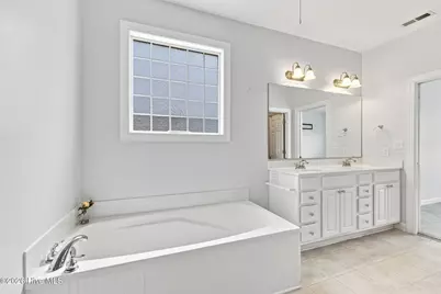 505 Village Green Drive #A, Morehead City, NC 28557 - Photo 15