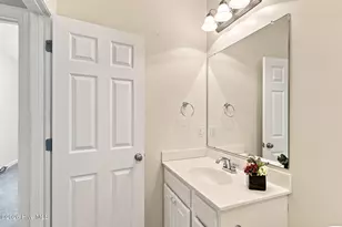 505 Village Green Dr, Morehead City, NC 28557 - Photo 19