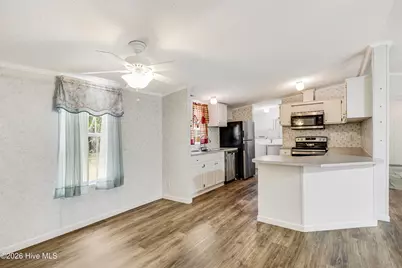 6224 Twin Oaks Drive NW, Ocean Isle Beach, NC 28469 - Photo 13
