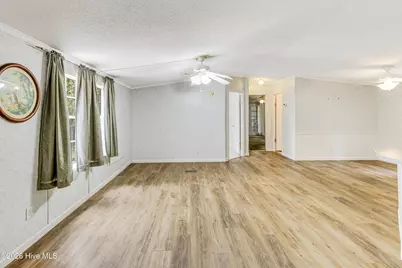 6224 Twin Oaks Drive NW, Ocean Isle Beach, NC 28469 - Photo 9
