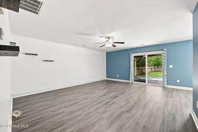 128 Hunting Wood Lane, New Bern, NC 28560 - Photo 3