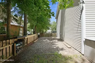 128 Hunting Wood Ln, New Bern, NC 28560 - Photo 33