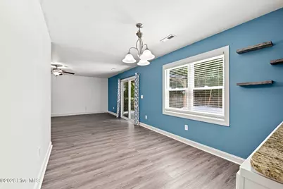 128 Hunting Wood Lane, New Bern, NC 28560 - Photo 7