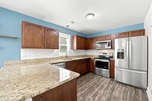 128 Hunting Wood Ln, New Bern, NC 28560 - Photo 5