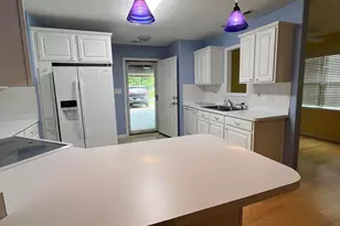 302 Jasmine S, Swansboro, NC 28584 - Photo 5