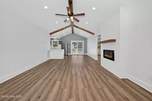 137 NE 31st St, Oak Island, NC 28465 - Photo 9