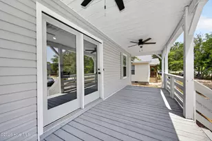 137 NE 31st St, Oak Island, NC 28465 - Photo 7