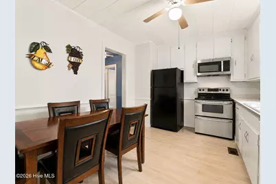 404 Dewey Street SW, Wilson, NC 27893 - Photo 7
