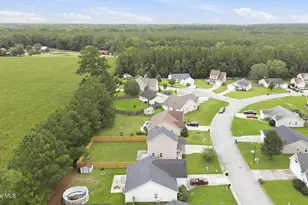 140 Crooked Run Dr, New Bern, NC 28560 - Photo 33