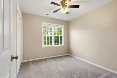 930 Commons Drive N, Jacksonville, NC 28546 - Photo 29
