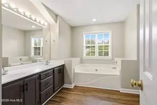 930 Commons Dr N, Jacksonville, NC 28546 - Photo 35