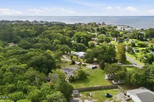 113 N Guthrie Ln, Newport, NC 28570 - Photo 37