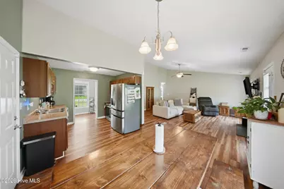 102 Laredo Drive, Jacksonville, NC 28540 - Photo 15