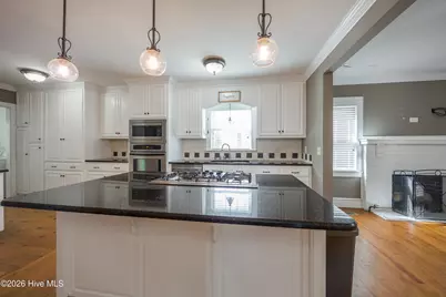 508 Stewart Avenue, Clinton, NC 28328 - Photo 9
