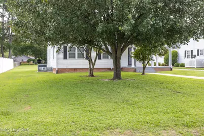 508 Stewart Avenue, Clinton, NC 28328 - Photo 3