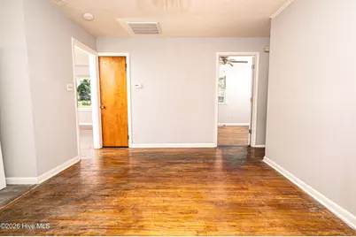 3021 Madison Avenue, New Bern, NC 28562 - Photo 9