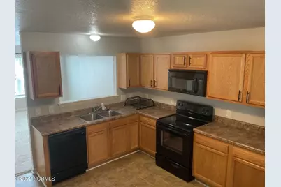 27 E Doris Avenue E #Apt 501, Jacksonville, NC 28540 - Photo 7
