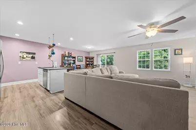 745 W Illinois Avenue, Southern Pines, NC 28387 - Photo 15