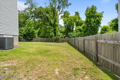 745 W Illinois Avenue, Southern Pines, NC 28387 - Photo 5