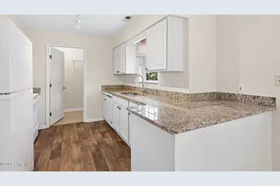 2209 Locksley Woods Drive #E, Greenville, NC 27858 - Photo 21