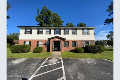 100 Ravenwood Drive #B, Jacksonville, NC 28546 - Photo 1
