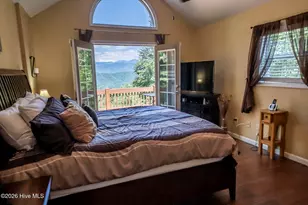 135 Eagles Nest Rd, Fontana Dam, NC 28733 - Photo 13