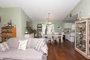 511 Sassy Ct, Richlands, NC 28574 - Photo 13