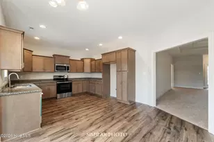 723 Gulley Ln, Jacksonville, NC 28546 - Photo 7