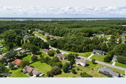2011 Cambridge Downs Drive, Morehead City, NC 28557 - Photo 39