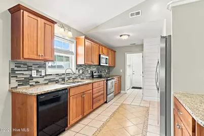 2011 Cambridge Downs Drive, Morehead City, NC 28557 - Photo 15