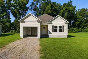 310 Camp Creek Dr, Oriental, NC 28571 - Photo 1