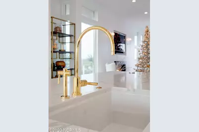 20 Pelican Drive, Wrightsville Beach, NC 28480 - Photo 13