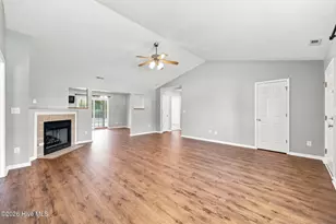308 Carrie Ct, Newport, NC 28570 - Photo 5